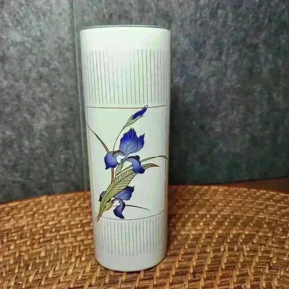 Otagiri Grand Iris Japan Porcelain Oval Bud Vase Blue Iris Gold Trim Vintage - Picture 2 of 6